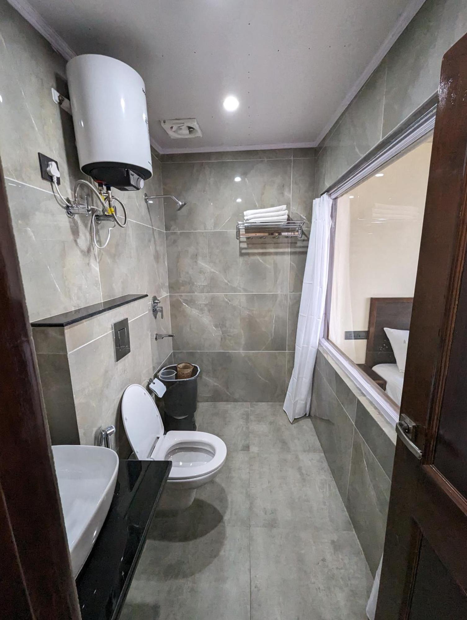 Himalayan Hideaway Bed and Breakfast Shimla Exteriör bild